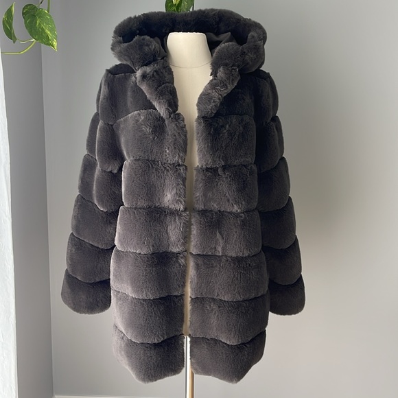 BCBGMAXAZRIA Charcoal Faux Fur Hooded Coat Size S - Picture 3 of 13